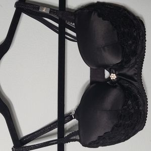 NWOT Victoria's Secret Very Sexy Balconnet Satin Bra 34C